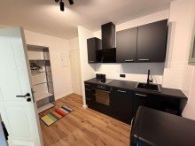 K�che Erstbezug nach Sanierung - m�blierte 1,5-Zimmer-Wohnung (DG) mit Loggia in M�geldorf